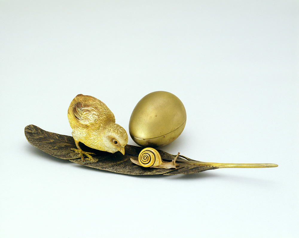 Inkstand with a Chick and Snail. France, early 20th century.
