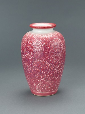 仿霽紅宝相華紋花瓶の画像