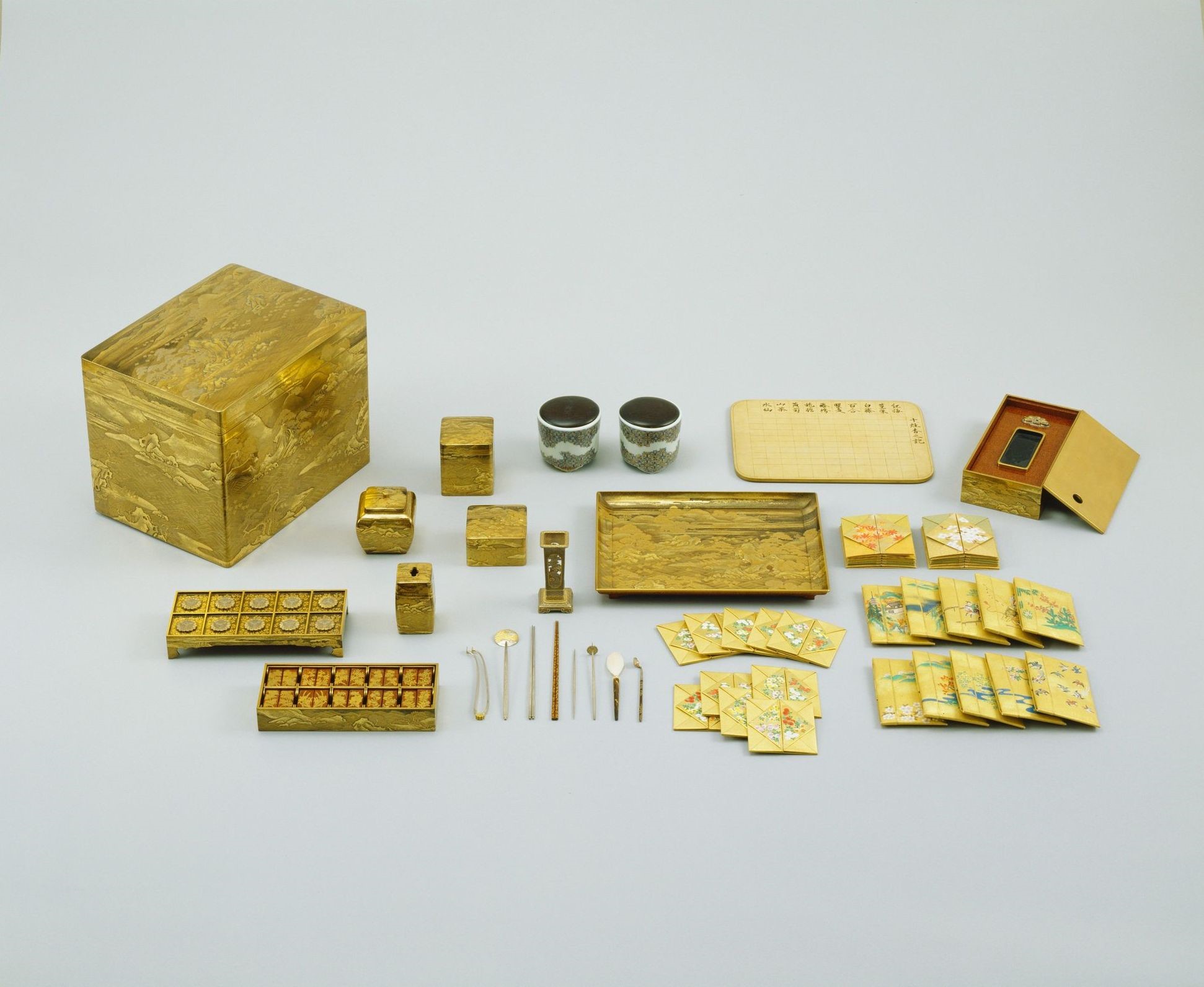 塩山蒔絵十種香箱の画像