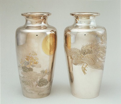 丹鳳朝陽図花瓶の画像