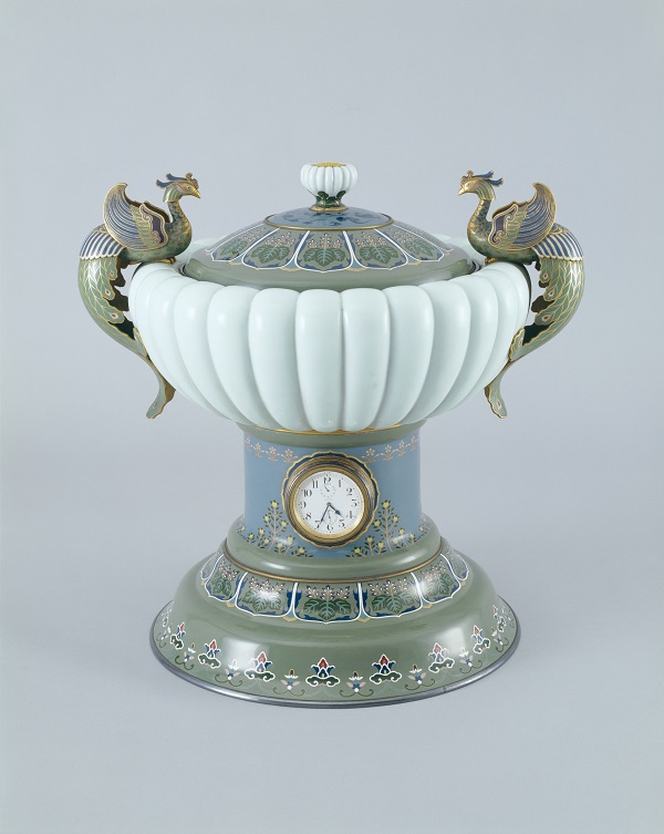 七宝菊花形置時計の画像